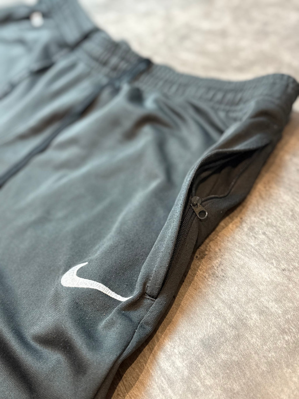 Nike x Juventus | Tracksuit (L) | Grau