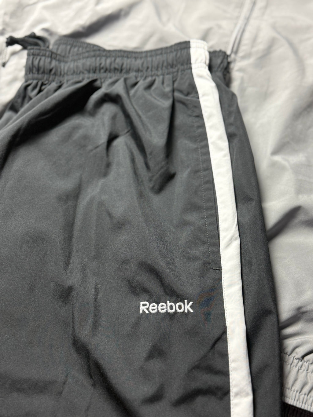Reebok Tracksuit (M) Grau/Schwarz