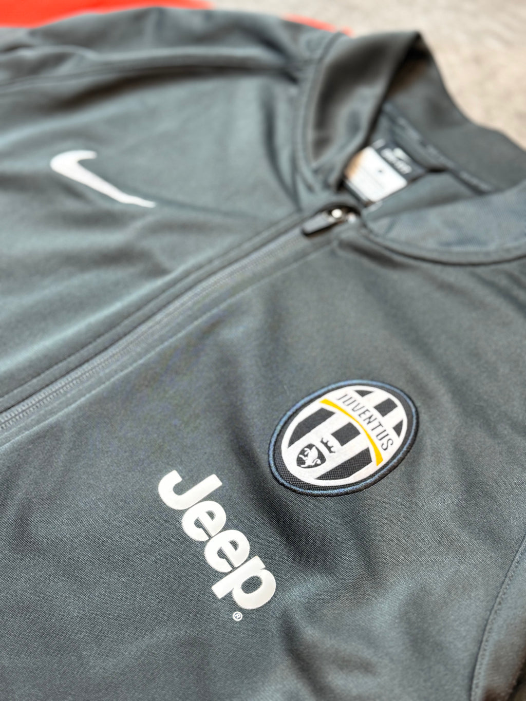 Nike x Juventus | Tracksuit (L) | Grau