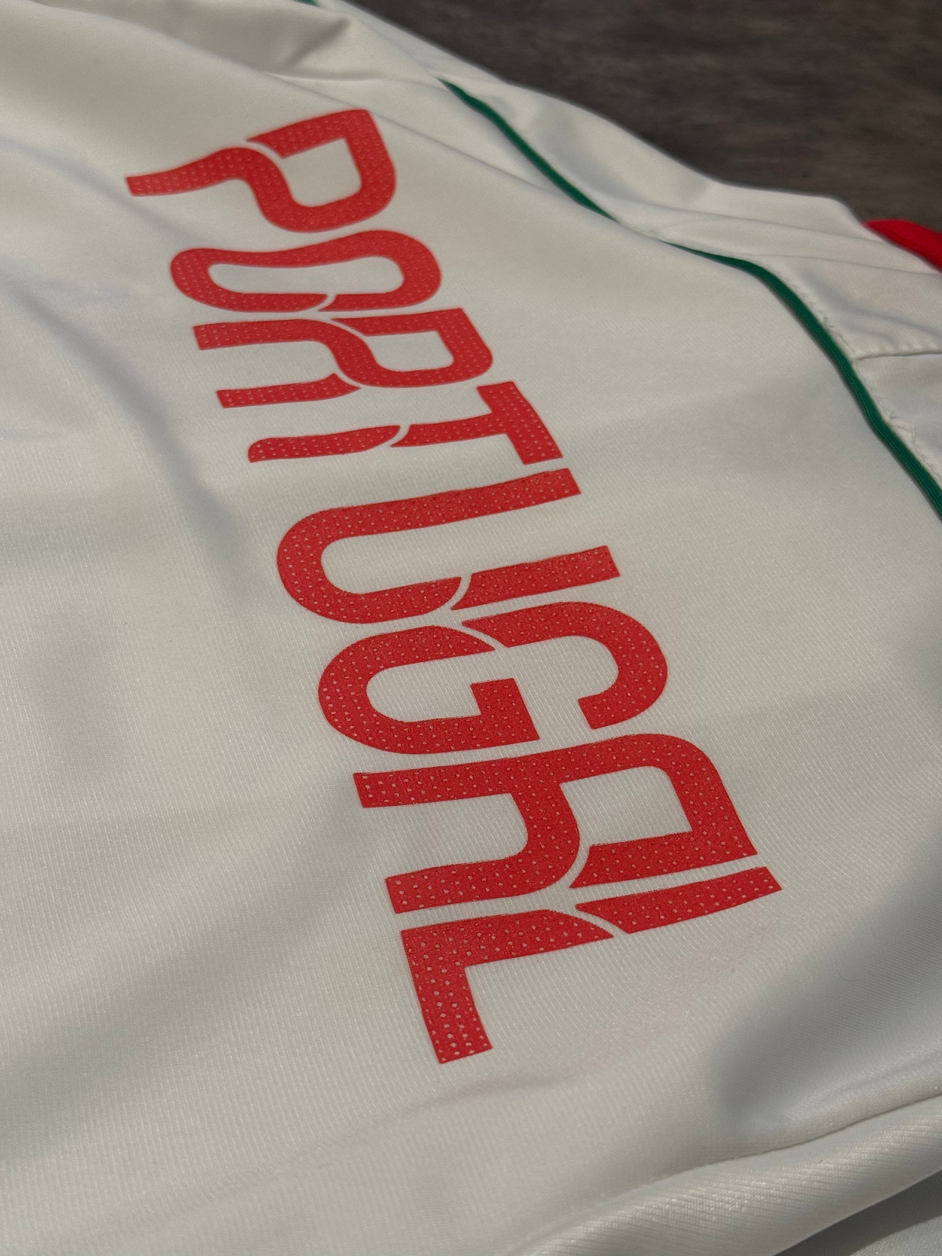 Nike 2008 Portugal Trainingsjacke (L)